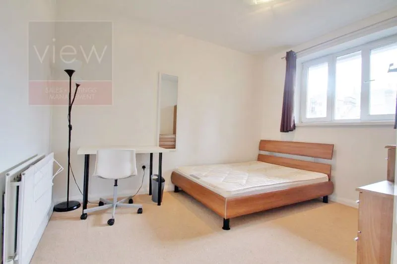 Tabard Garden Estate, London SE1 1YX, photo 2