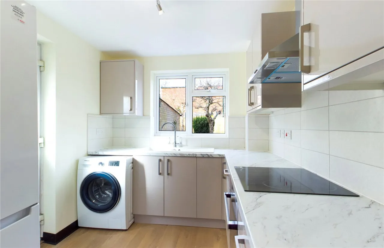 Kentwood Close, Tilehurst, RG30, photo 3