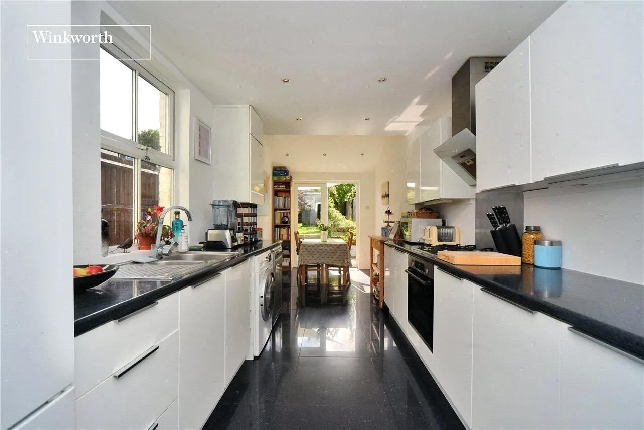 Tharp Road, Wallington, SM6, photo 3