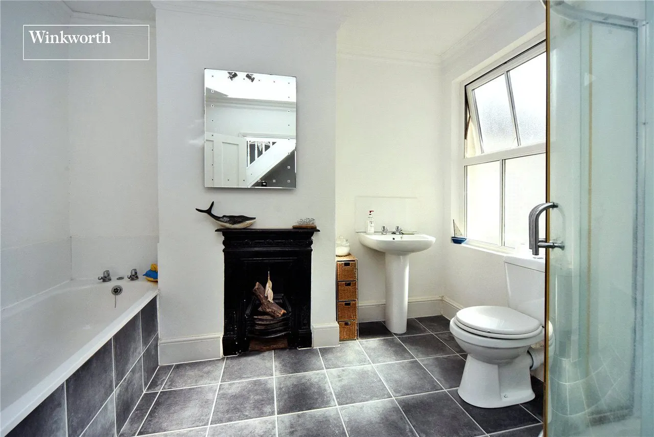 Tharp Road, Wallington, SM6, photo 12
