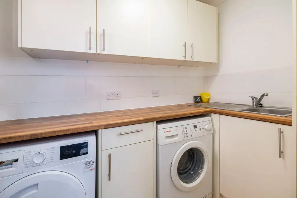 Trafalgar Avenue, Bletchley, Milton Keynes, Buckinghamshire, MK3 7UP, photo 7