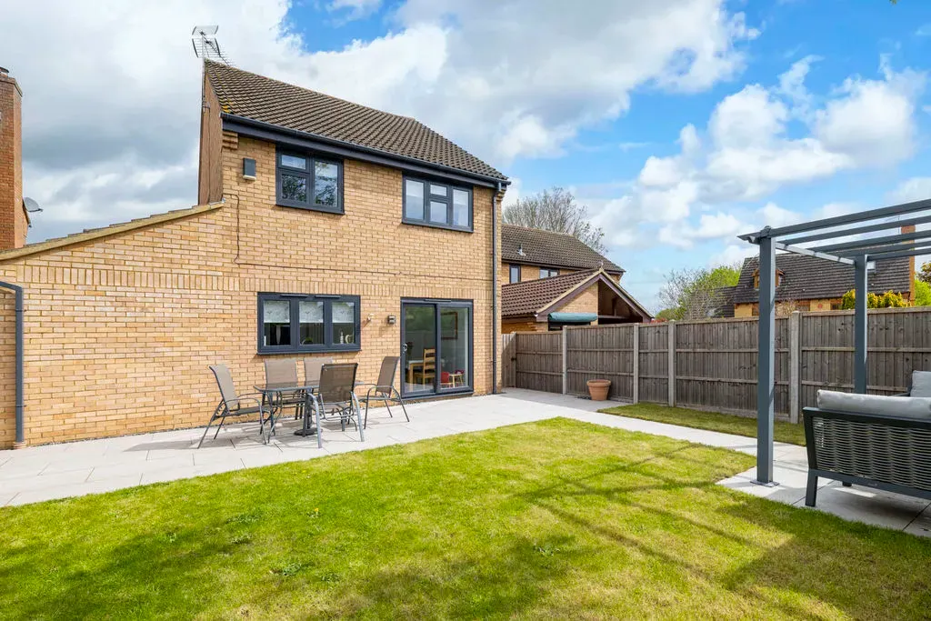 Trafalgar Avenue, Bletchley, Milton Keynes, Buckinghamshire, MK3 7UP, photo 24