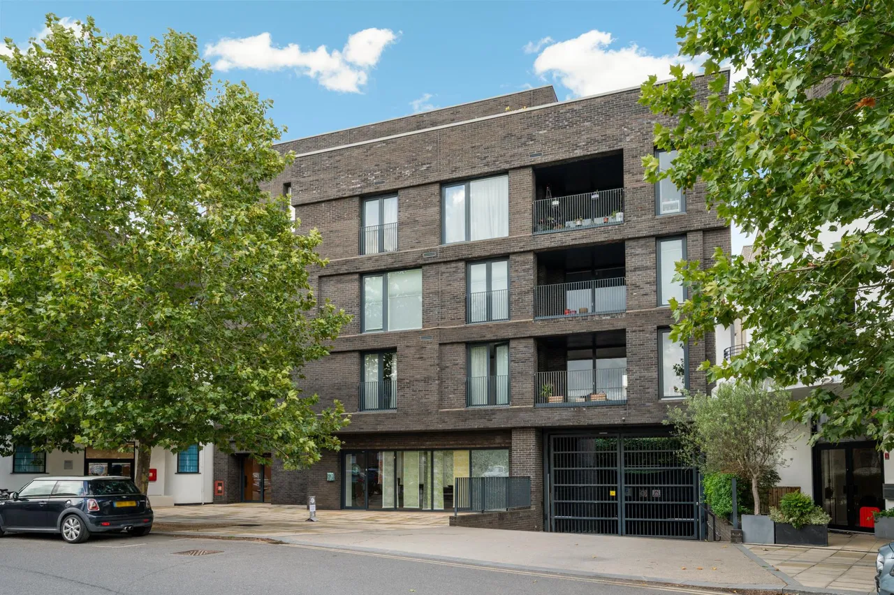 Brentford Lock West, TW8, photo 13