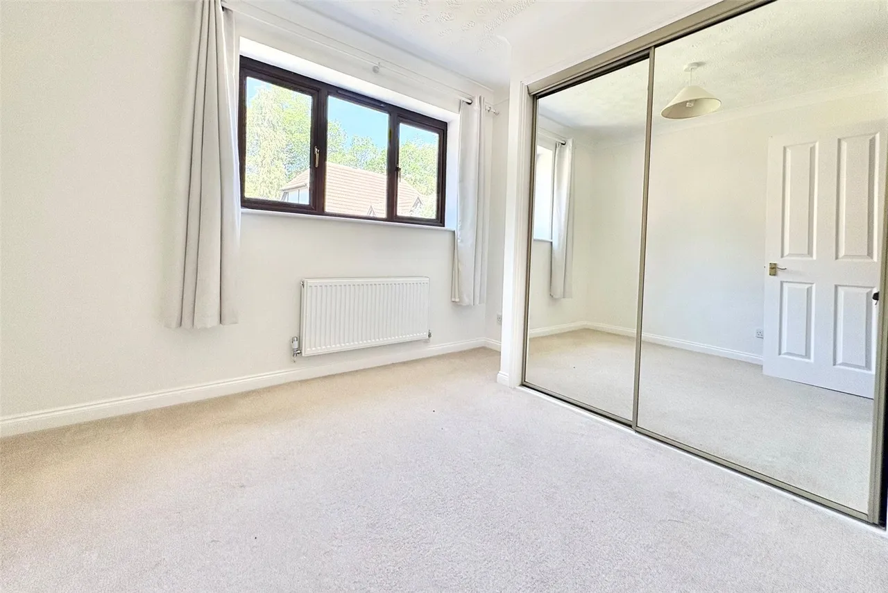 Broad Ha'penny, Wrecclesham, Farnham, Surrey, GU10 4TZ, photo 7