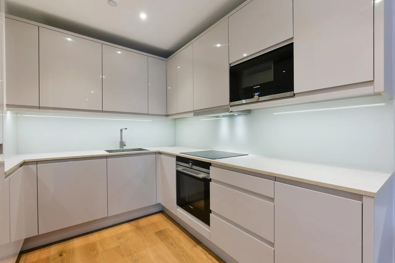 Poplar House, London, NW9, photo 3