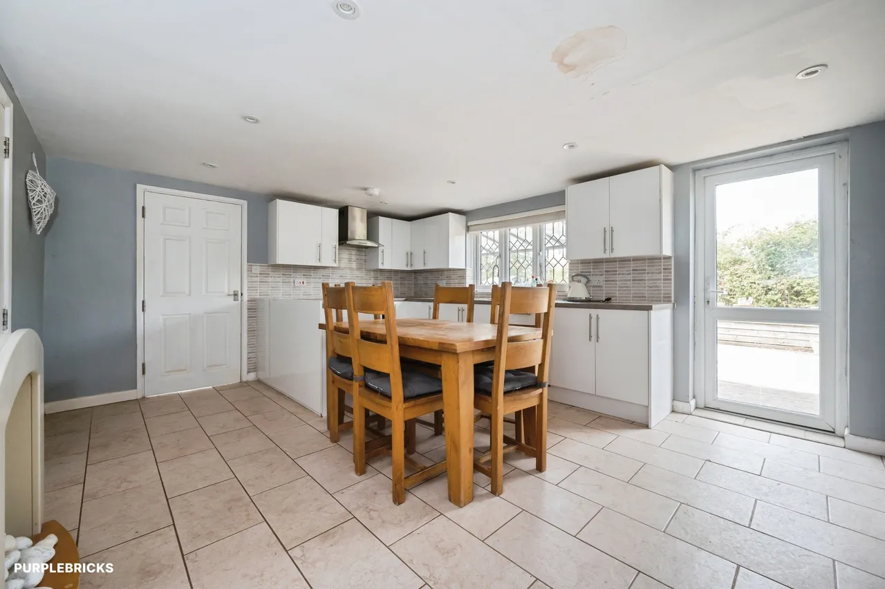 Winchester Road, Southampton, SO32, photo 11