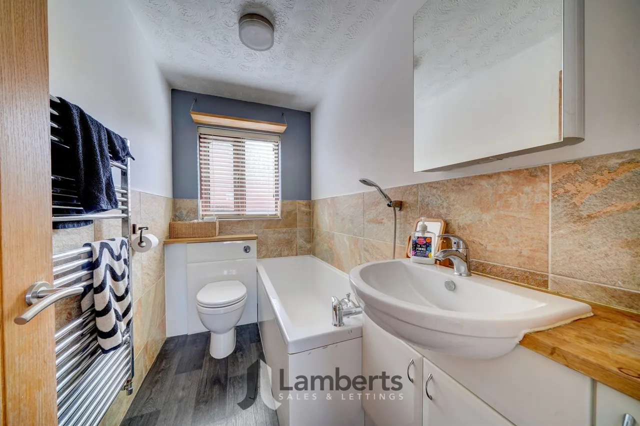 46 Longfellow Close, Redditch, photo 19