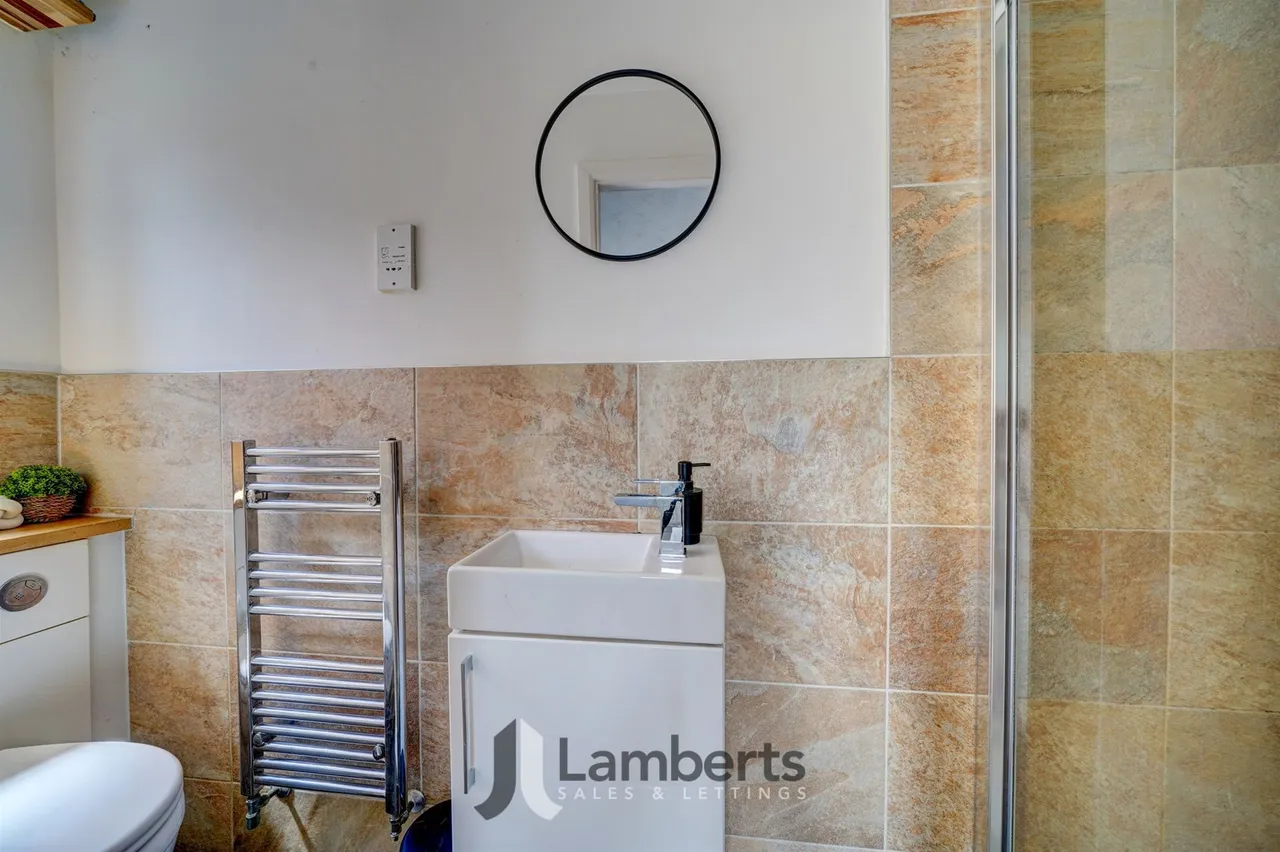 46 Longfellow Close, Redditch, photo 15