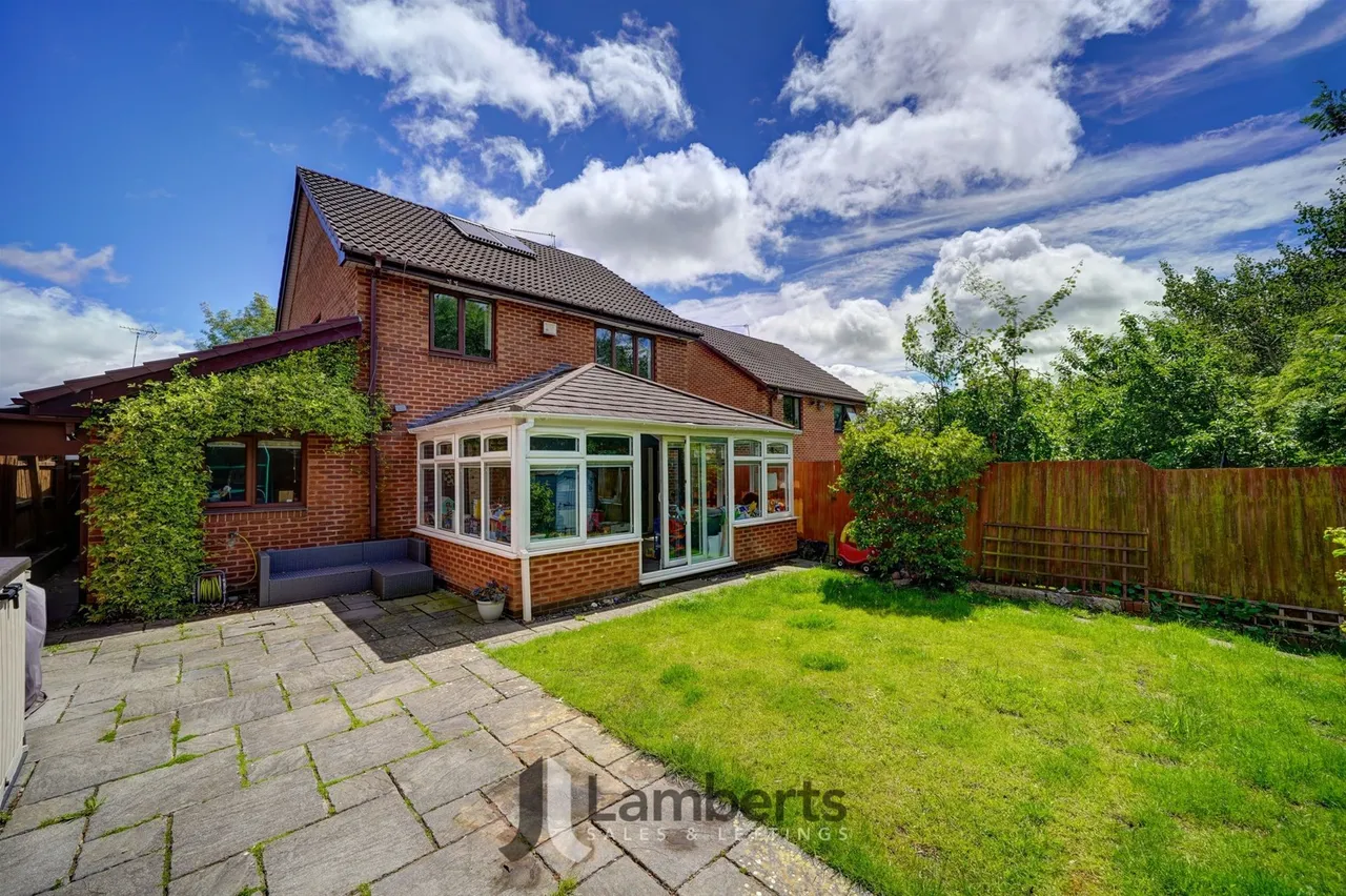 46 Longfellow Close, Redditch, photo 23