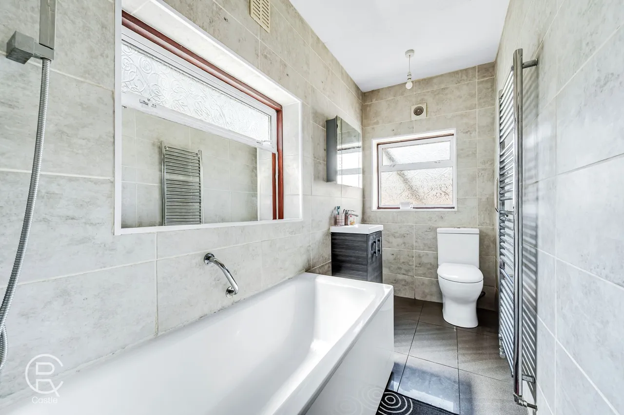 Endsleigh Road, Southall, Greater London, UB2 5QN, photo 10
