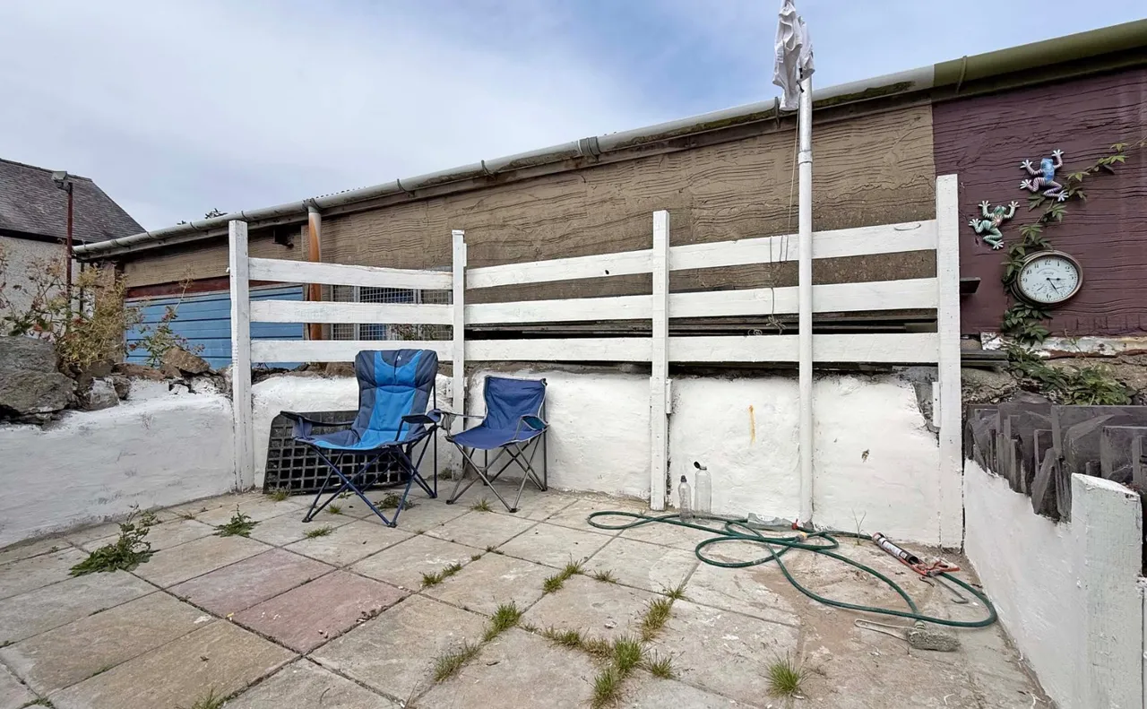 Mason Street, Bangor, LL57, photo 3