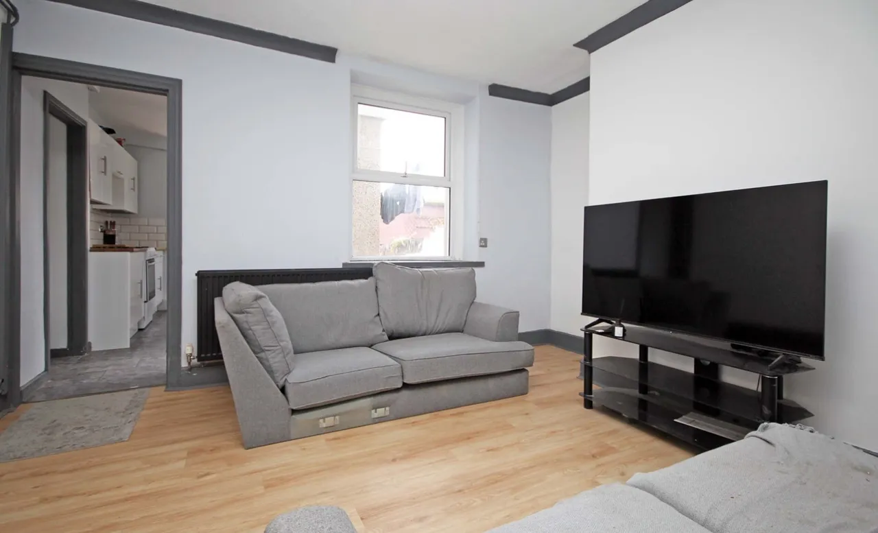 Mason Street, Bangor, LL57, photo 4