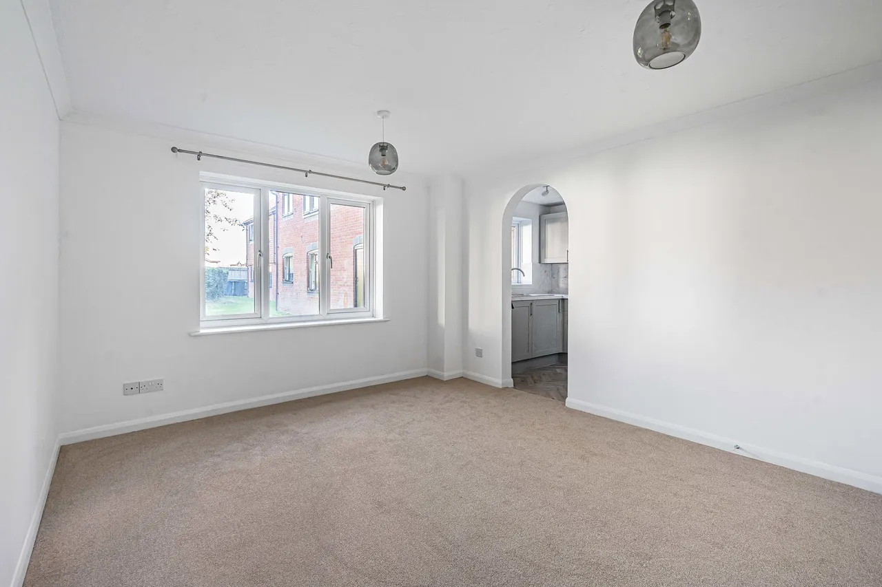 Wey Road, Godalming, GU7, photo 2