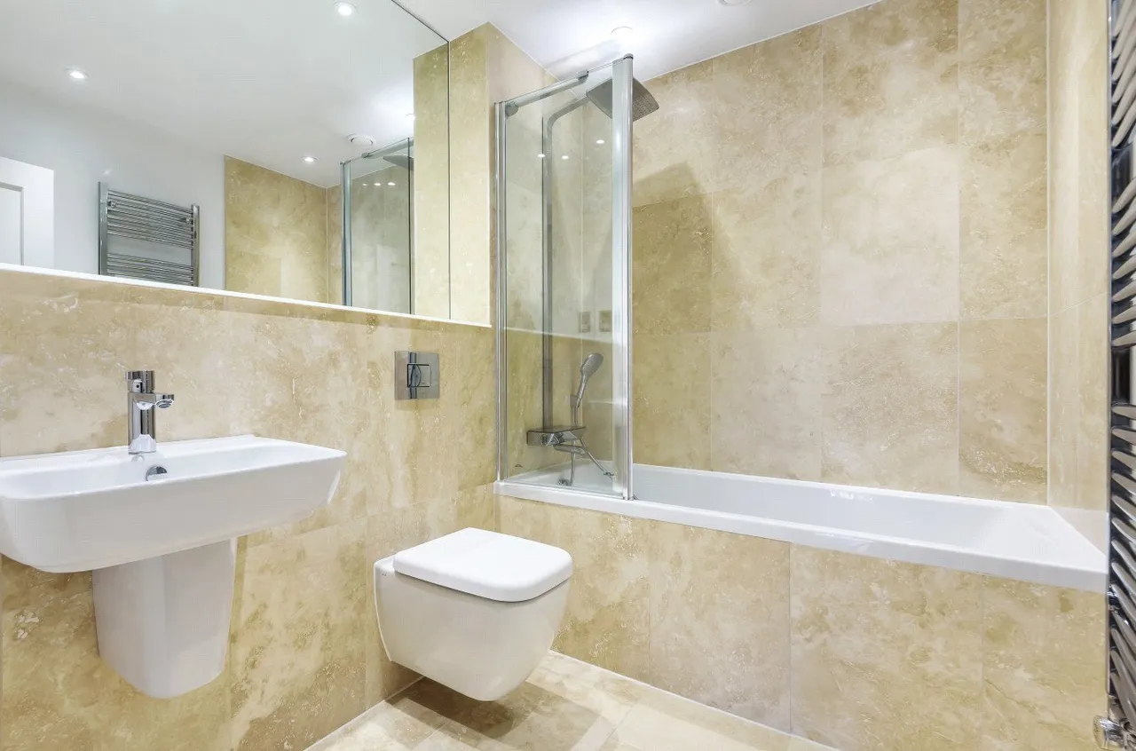 Kings Drive, Midhurst, GU29, photo 10