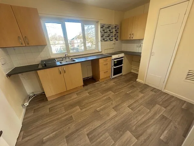 2 bed flat to rent — Coldhorn Crescent, Wisbech