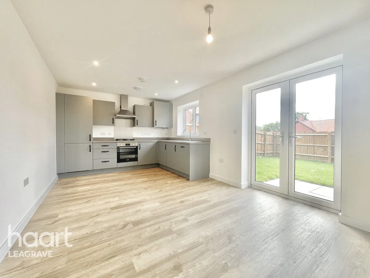 Glamis Croft, Harlington, LU5, photo 6