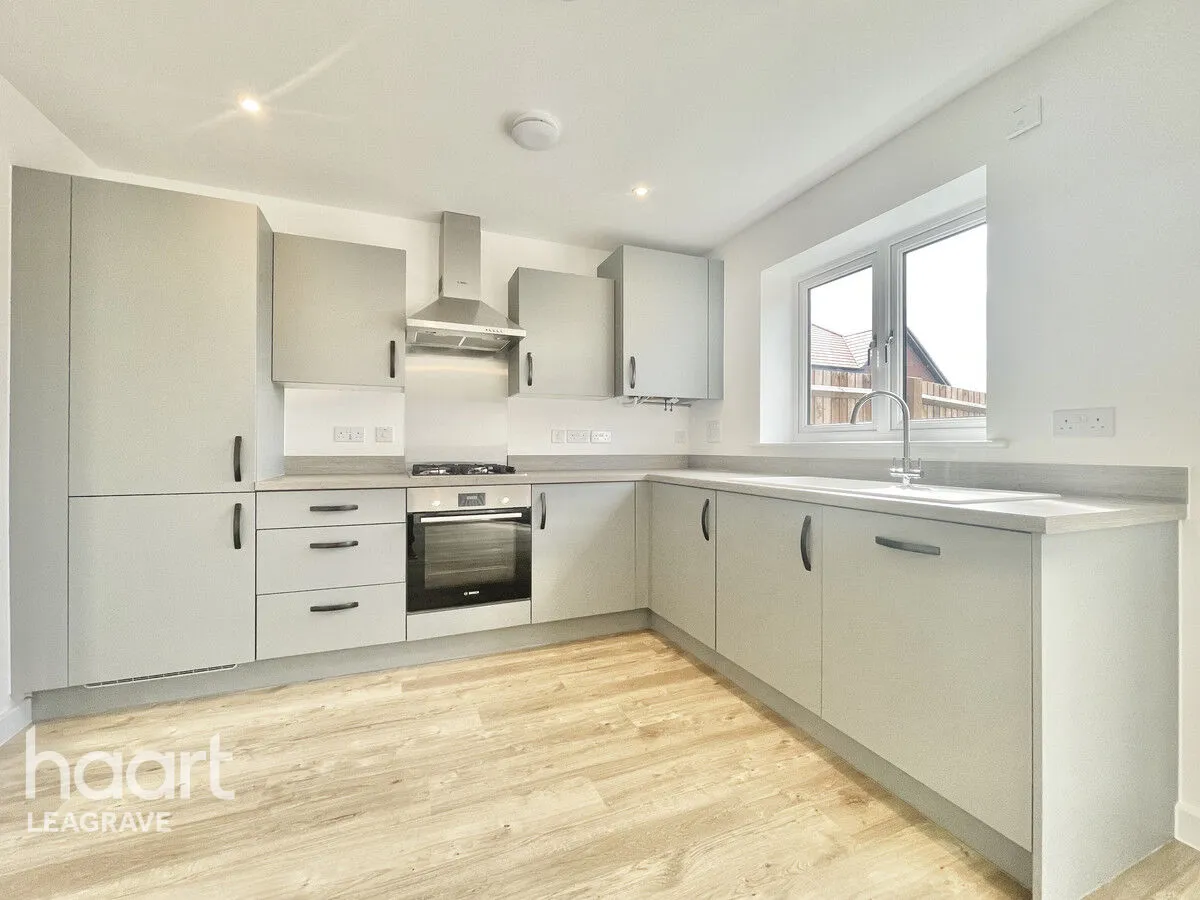 Glamis Croft, Harlington, LU5, photo 9