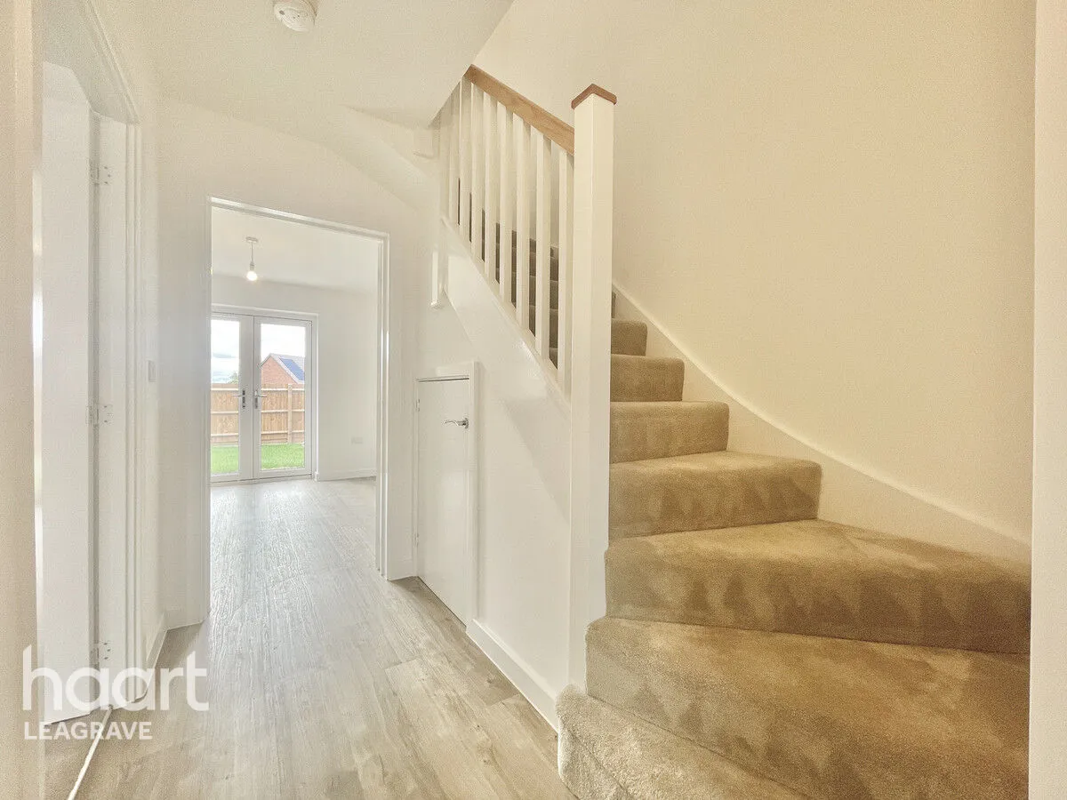 Glamis Croft, Harlington, LU5, photo 2