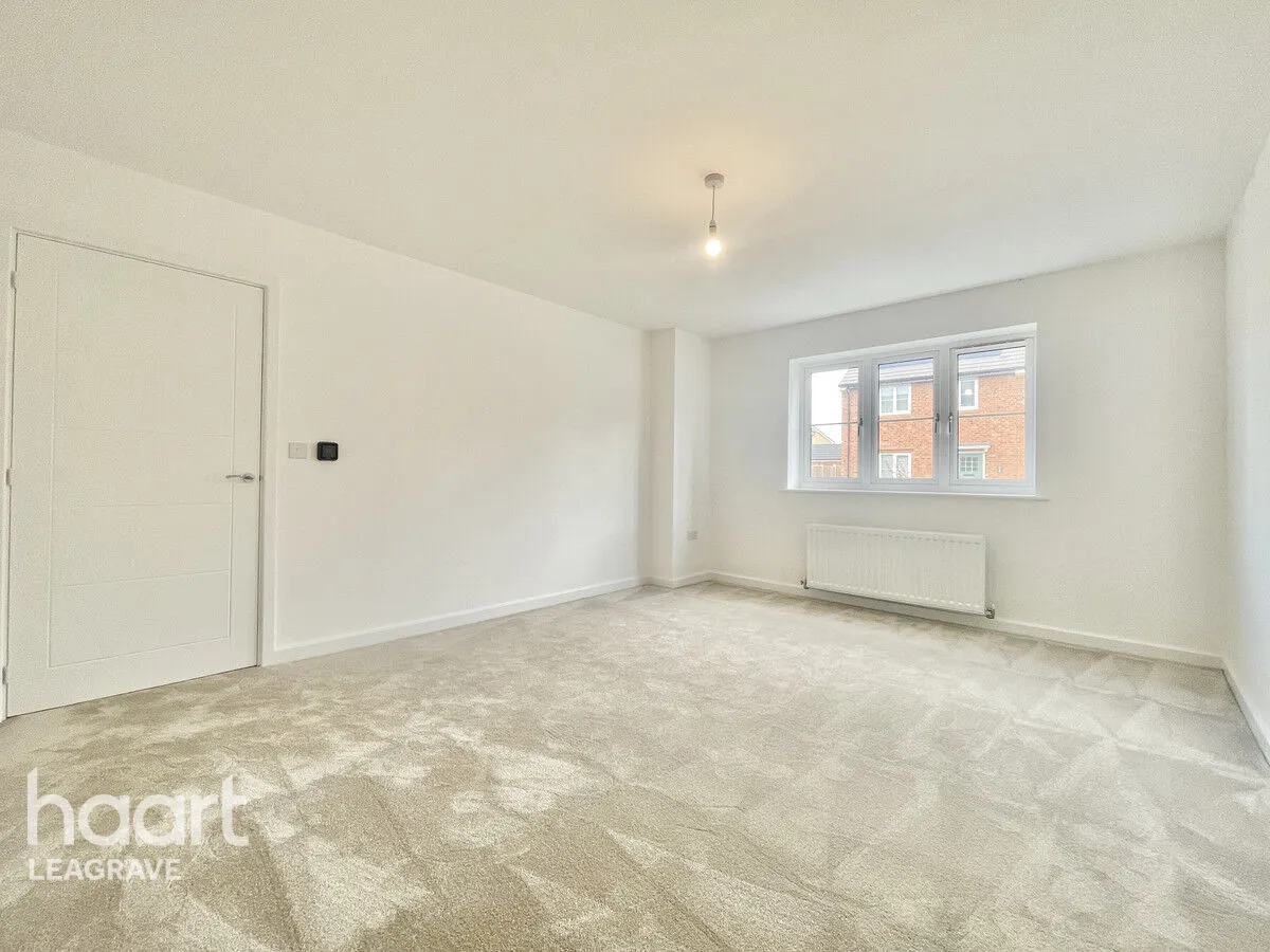 Glamis Croft, Harlington, LU5, photo 4