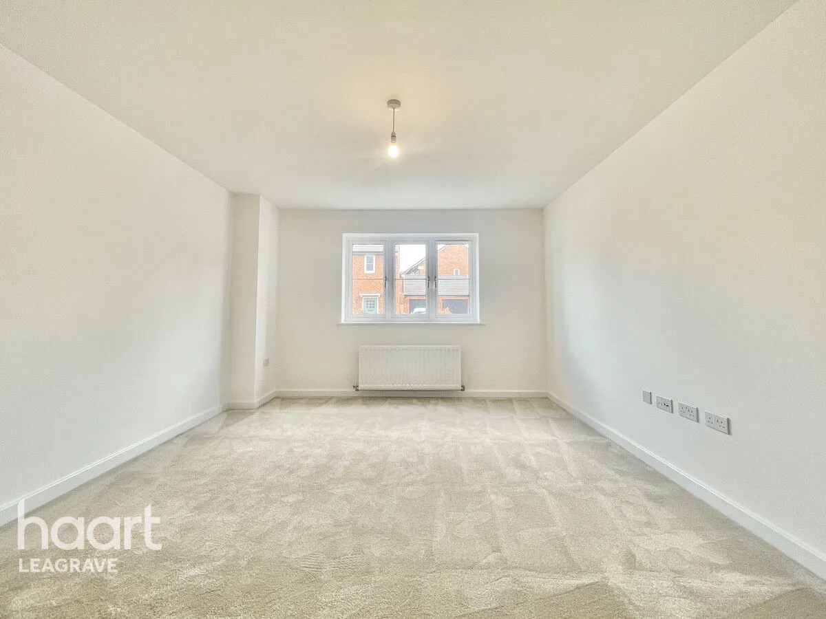 Glamis Croft, Harlington, LU5, photo 5