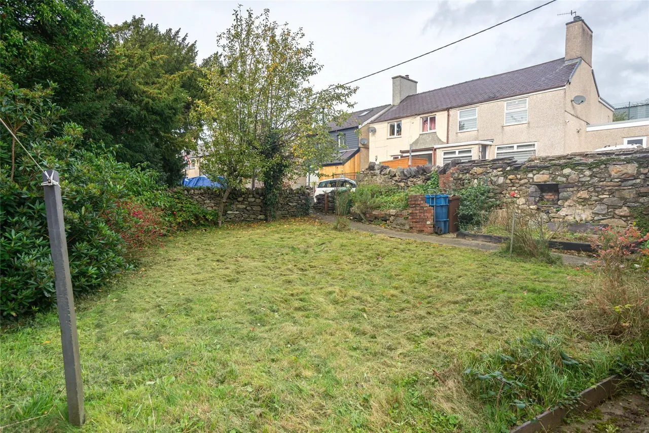 Pantglas Road, Bethesda, photo 8