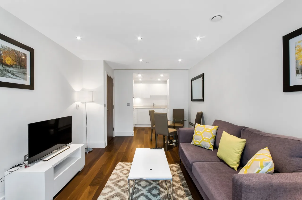 Talisman Tower, Lincoln Plaza, E14, photo 2