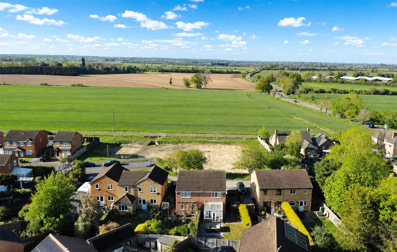Rochester Court, Bourne, PE10, photo 15