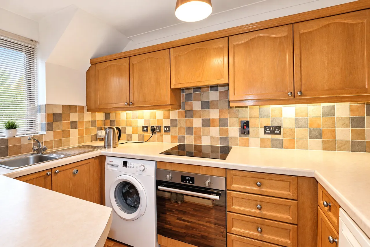 Brooklyn Road, Woking, GU22, photo 7