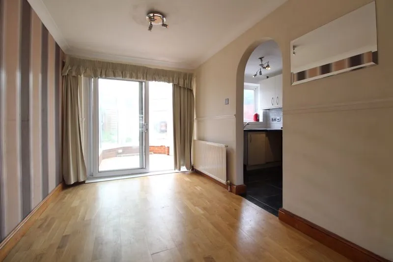 Fieldfare Green, Luton LU4 0YA, photo 5