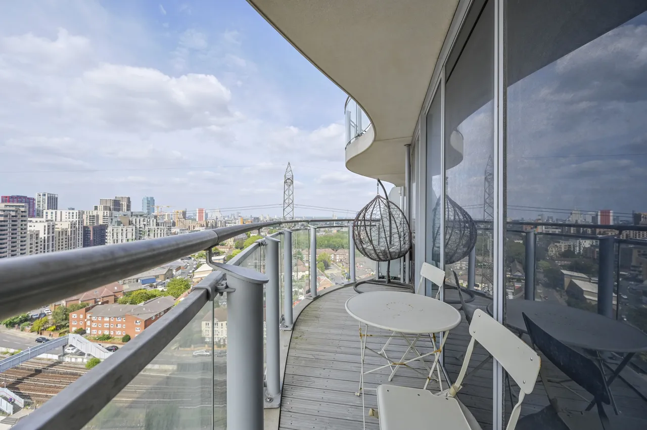 London, E16, photo 11