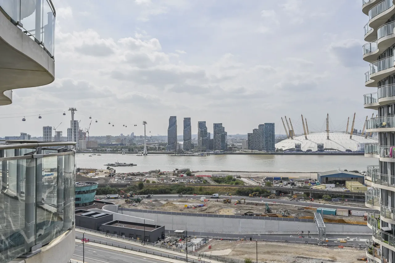 London, E16, photo 13