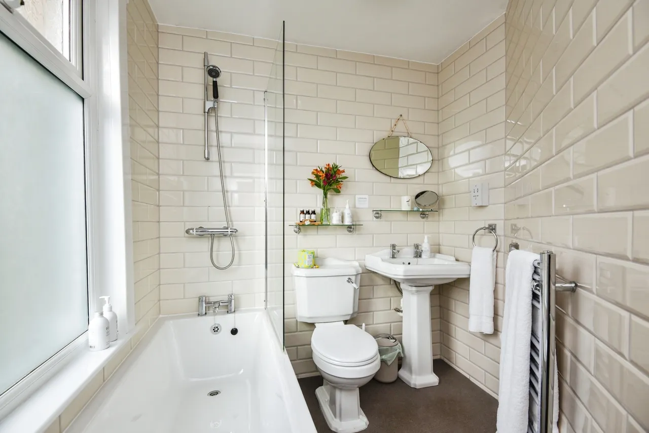 Marine Road East, Morecambe, LA4, photo 20