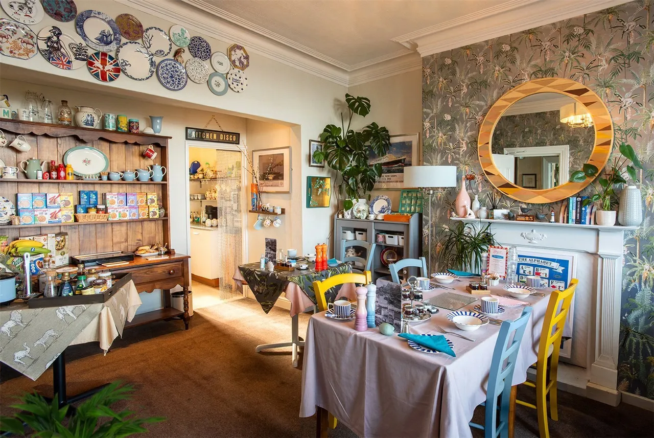 Marine Road East, Morecambe, LA4, photo 6