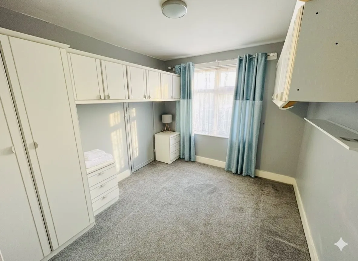 Betterton Road, Rainham, Kent RM13 8NA, photo 6