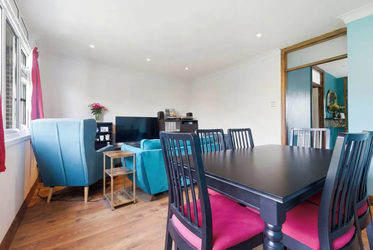 Beaumont Road, Ayerst Court, Leyton, E10, photo 6
