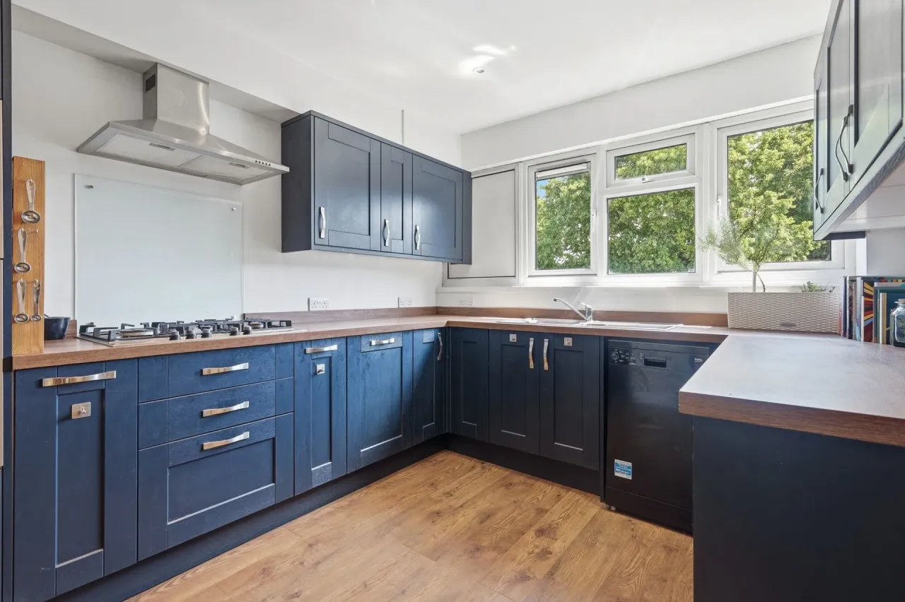 Beaumont Road, Ayerst Court, Leyton, E10, photo 5