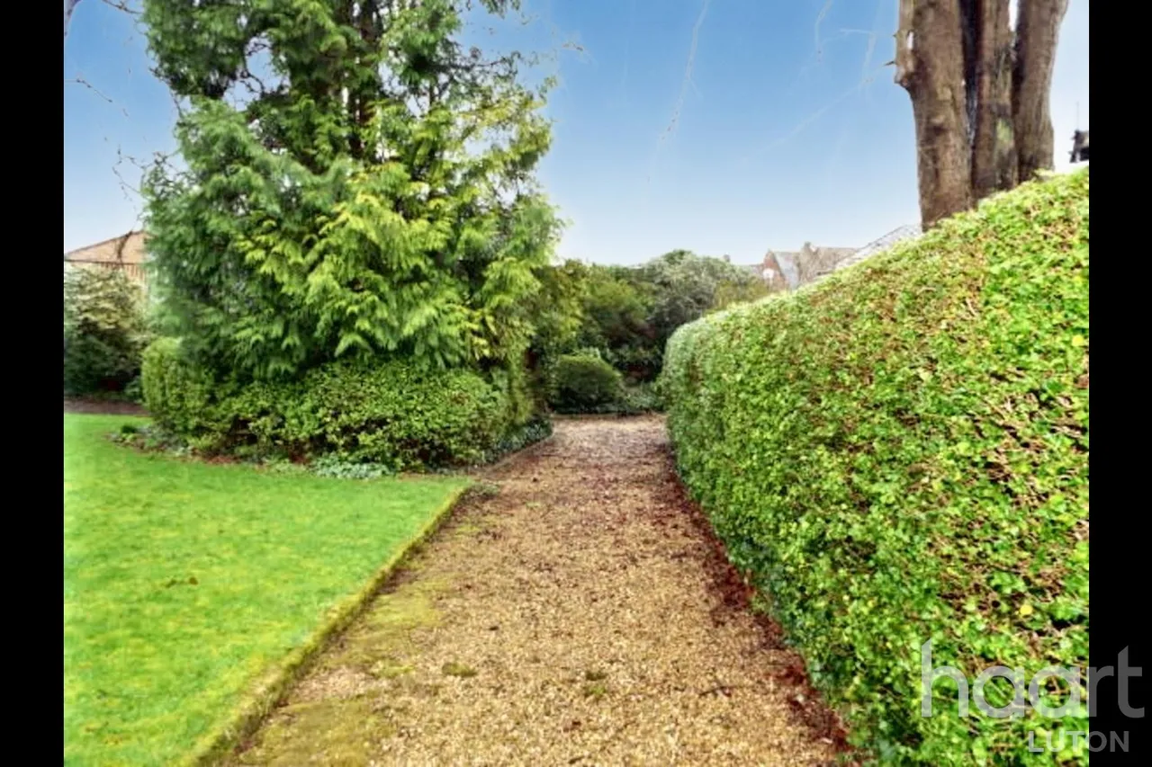 Bedford Gardens, Luton, LU3, photo 4