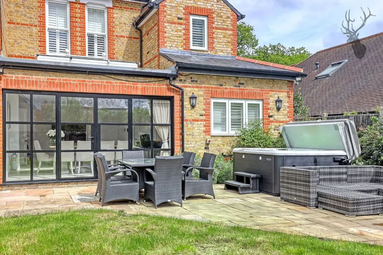 Coppice Row, Theydon Bois, CM16, photo 20