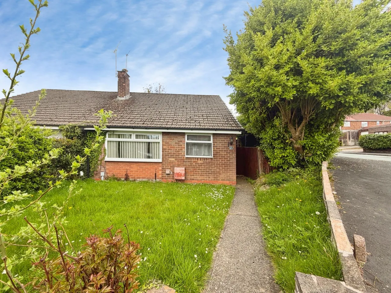 2 bed house for sale, Woodnook Road, Appley Bridge, WN6