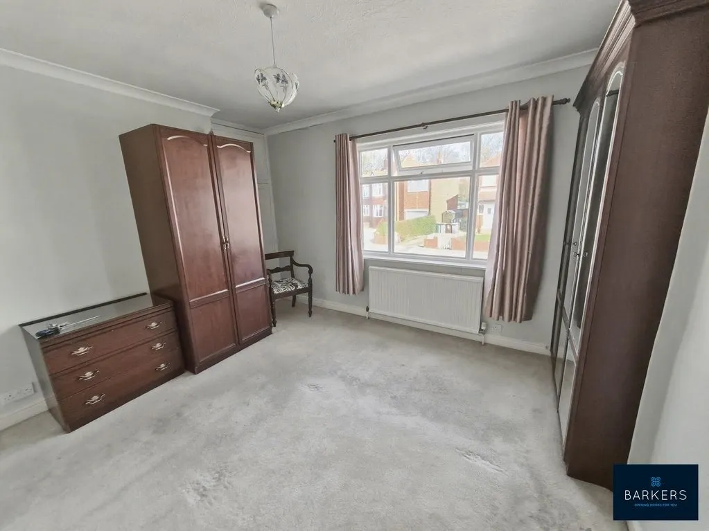 Kings Drive, Birstall WF17 9JH, photo 11