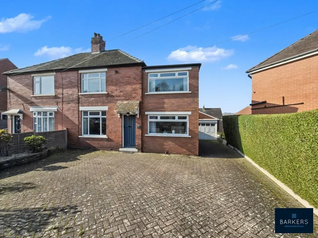 3 bed house for sale — Kings Drive, Birstall WF17 9JH