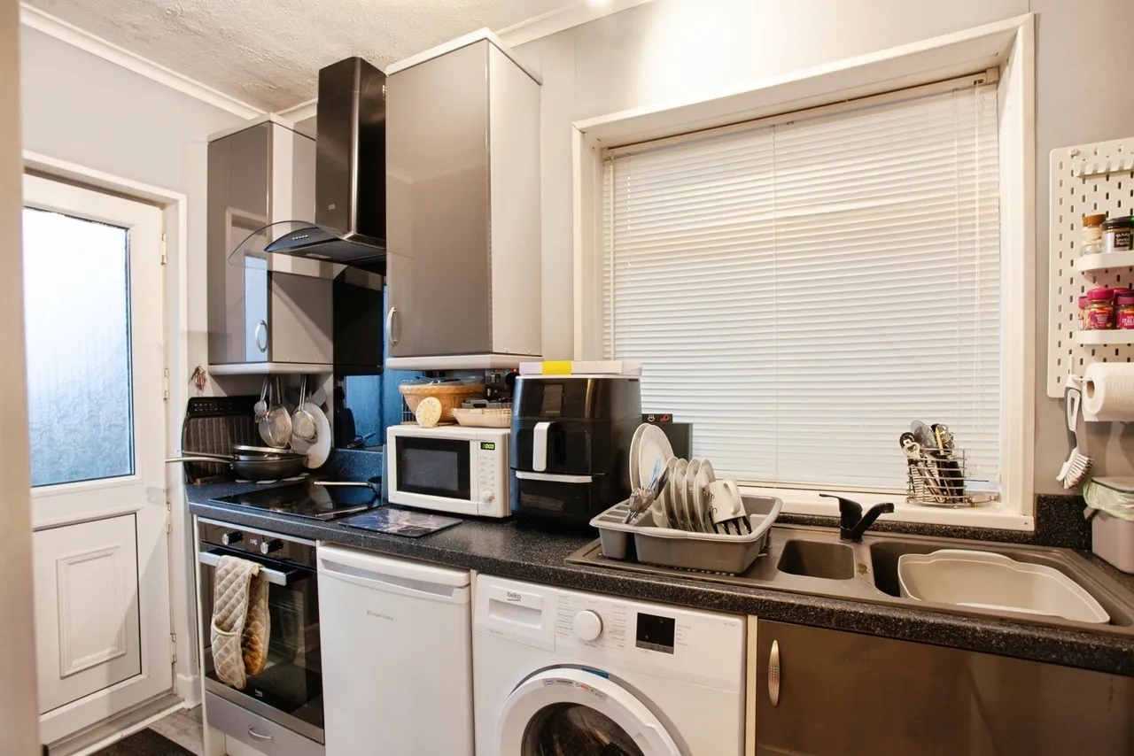 Jenkin Drive, SHEFFIELD, South Yorkshire, S9, photo 6