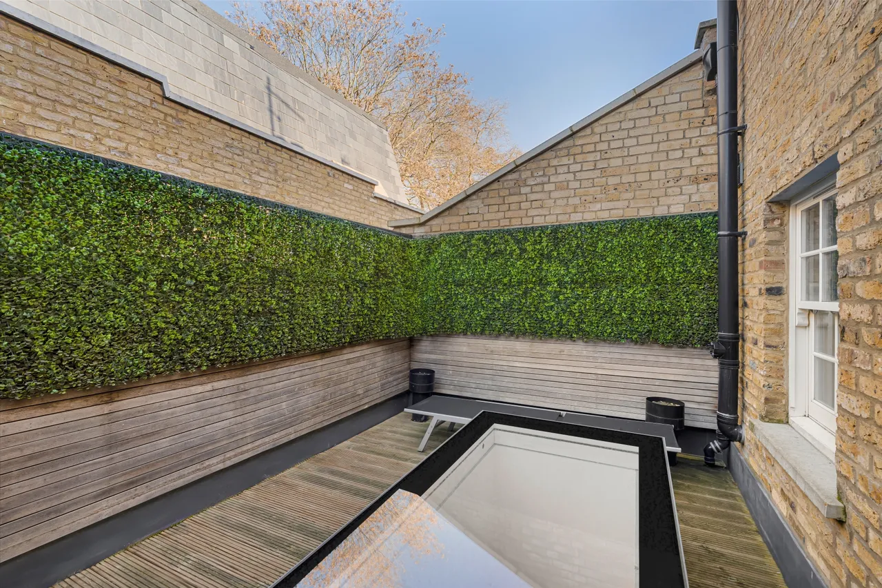 Princes Gate Mews, South Kensington, London, photo 11