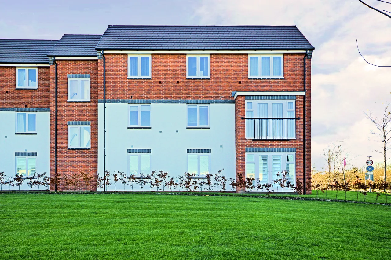 Milbourne House, Burntwood, WS7, photo 9