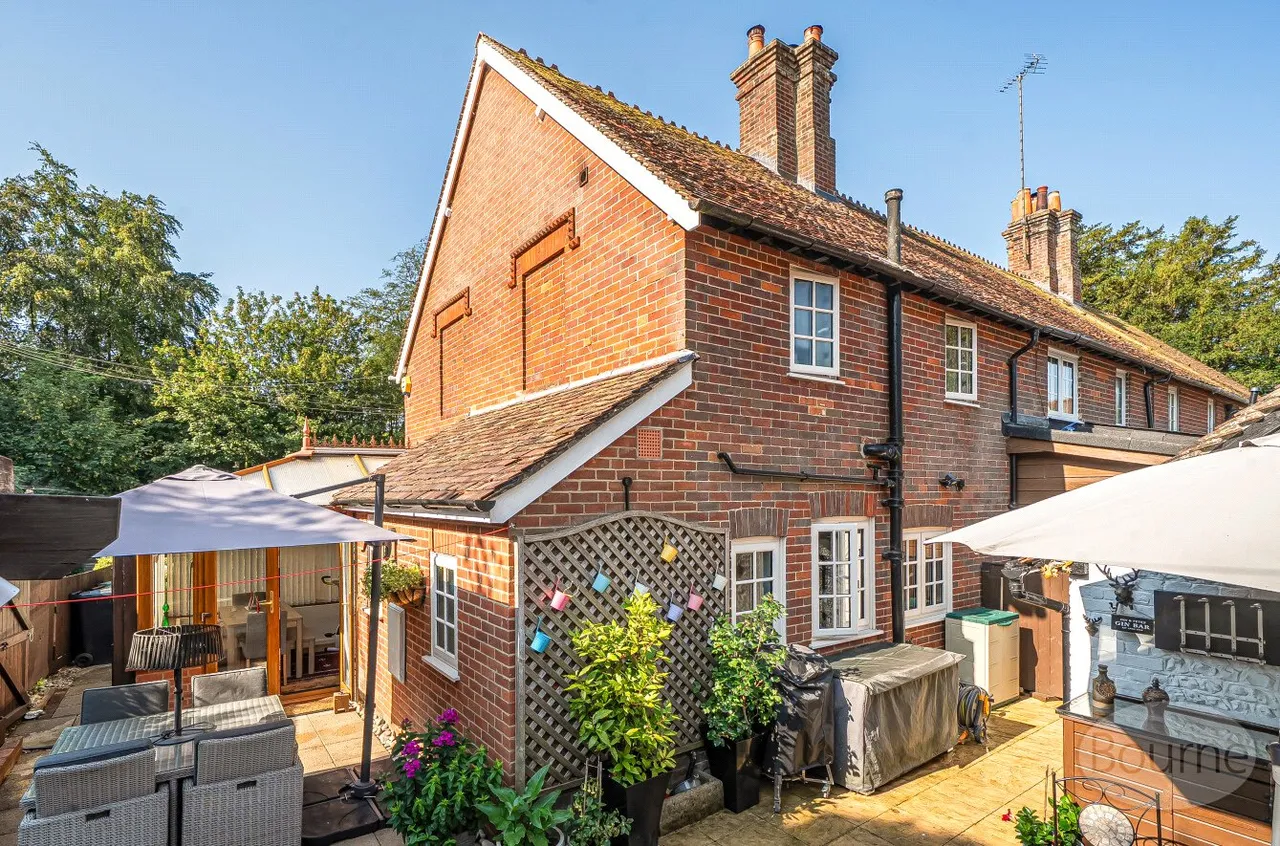 High Street, West Meon, GU32, photo 13