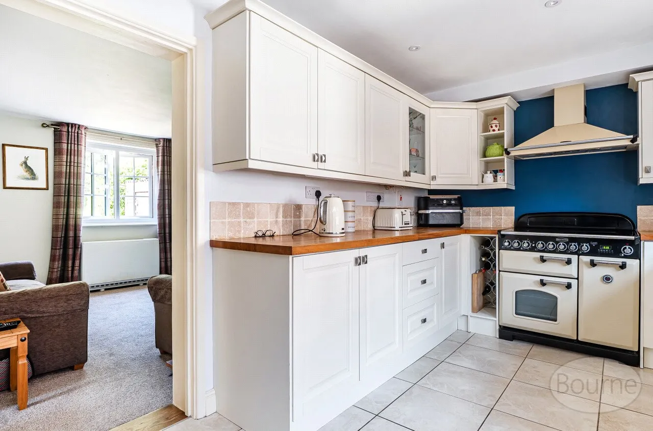 High Street, West Meon, GU32, photo 20