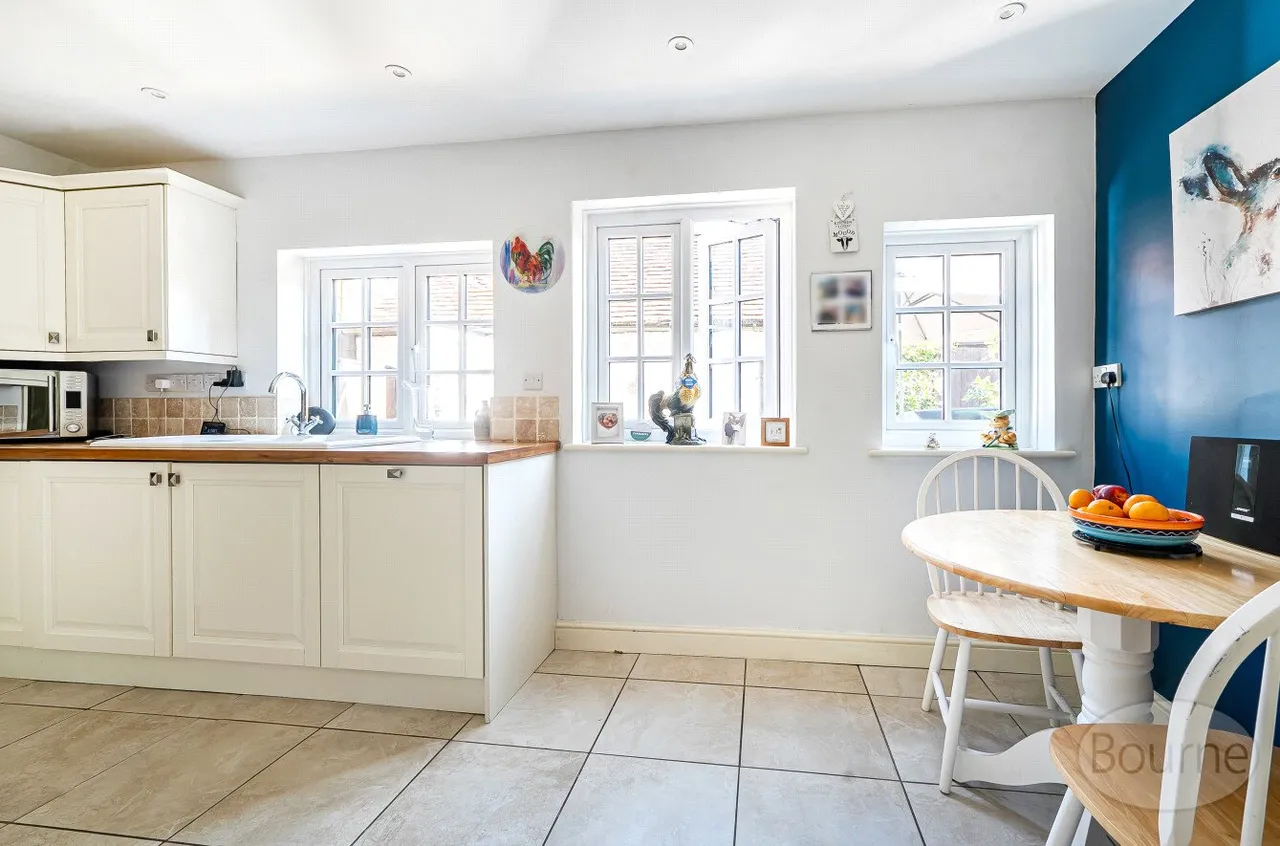 High Street, West Meon, GU32, photo 3