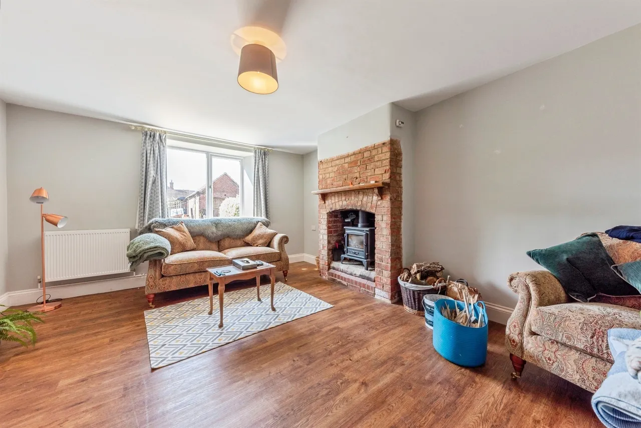 Church Lane, Marston, NG32, photo 4