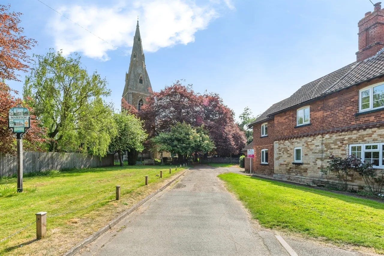 Church Lane, Marston, NG32, photo 16