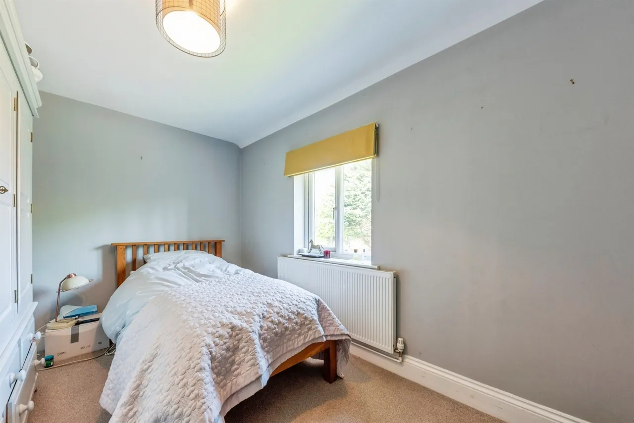 Church Lane, Marston, NG32, photo 12